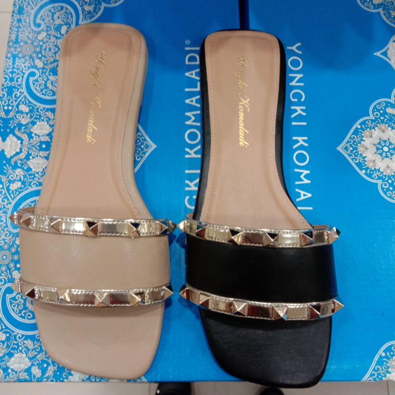 Yongki Komaladi LDS sandal teplek selop wanita