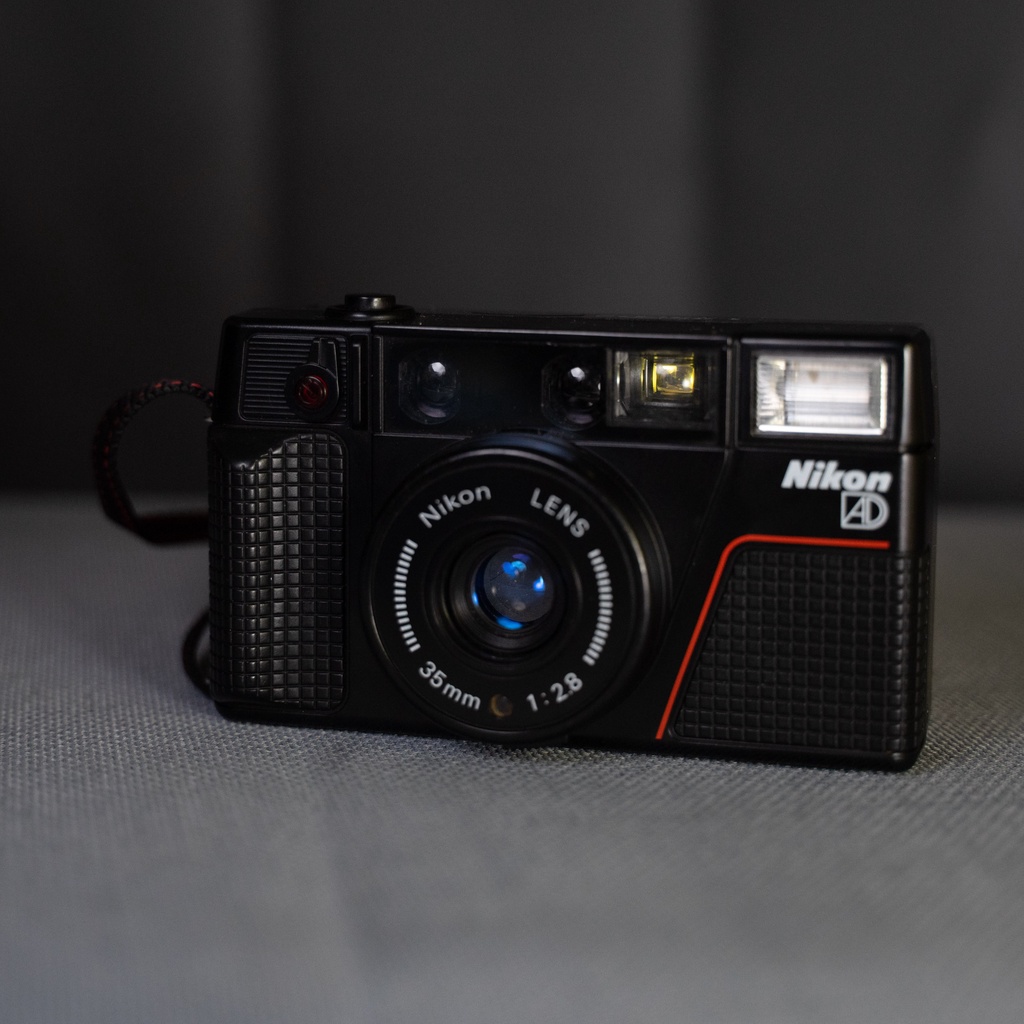 NIKON L35AD2 Flash  ON LIKE NEW  KAMERA FILM KAMERA ANALOG