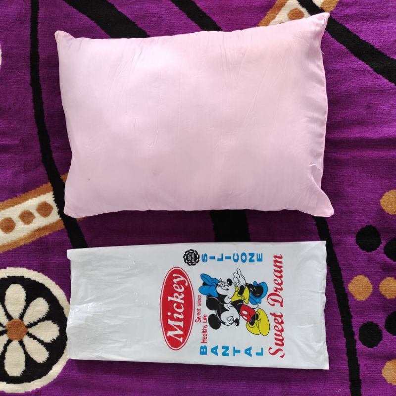 BANTAL DAN GULING ISI DAKRON