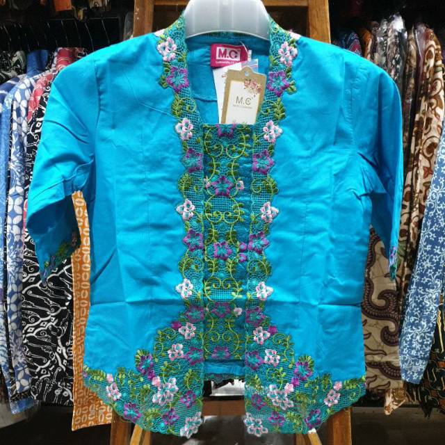 Kebaya kutu baru anak tanggung katun bordir
