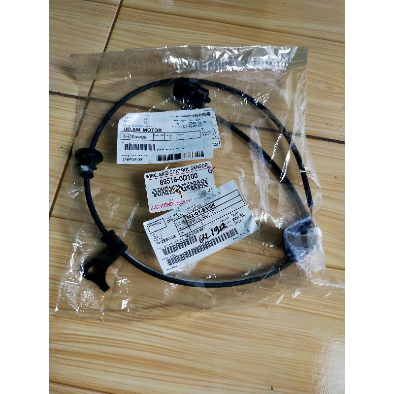 Sensor speed ABS Yaris gen1 / new vios Gen2 Bagian belakang Original