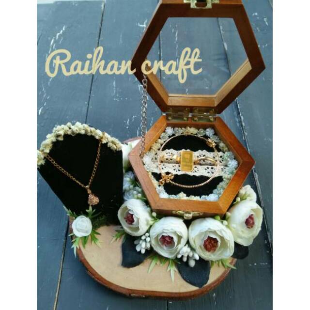 Kotak cincin dan kalung hexagon politur woodslice Shopee  