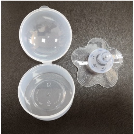 (Gratis Kotak) Dot Puting Susu Ibu Bayi Silikon / Pelindung Puting Susu Ibu / Nipple Shield BPA FREE