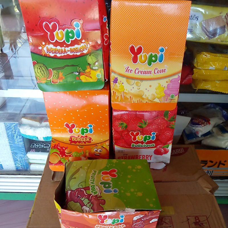 Yupi Aneka Rasa 1 Box 24pcs Per Pack Baby Bear / Little Star / Gummy Fangs / Wotta Melon / Ice Cream / Exotic Mango / Berribonz / Choco Glee Fruity Cola / Bolicicious Strawberry Orange / Dino Land / Jungle Fun / Mini Burger / Sea World