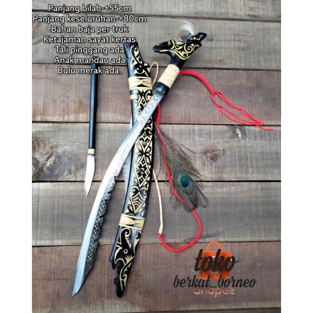mandau senjata pusaka khas suku adat dayak asli kalimantan tajam motif jimpul ukuran 80cm