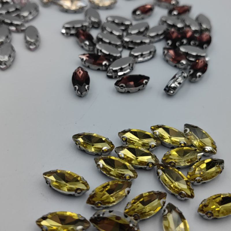 STONE KRISTAL CANGKANG / CANGKRANG MOTIF MATA / SAMPAN  UKURAN 7 X 15 MM PER BUTIR KUALITAS BAGUS KILAU