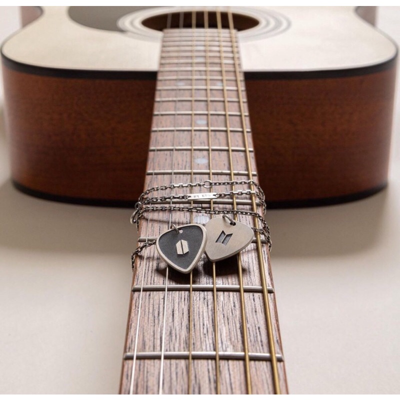 (READY)Kalung inspired by suga pick necklace by suga