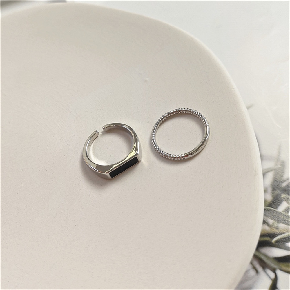 2pcs / set Cincin Jari Adjustable Gaya Retro Untuk Wanita