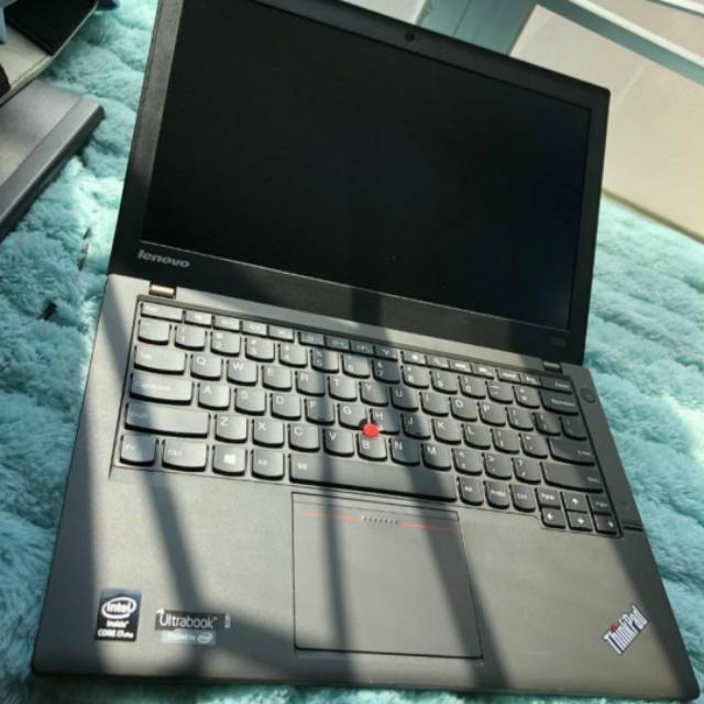 Lenovo thinkpad x240 ultrabook