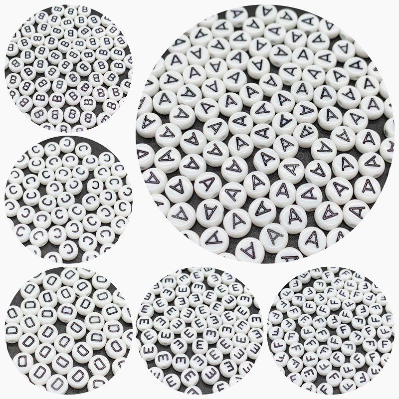 100pcs / Lot Manik-Manik Bulat Datar Motif Huruf A-Z Bahan Akrilik Ukuran 4x7mm Untuk Membuat Perhiasan Gelang