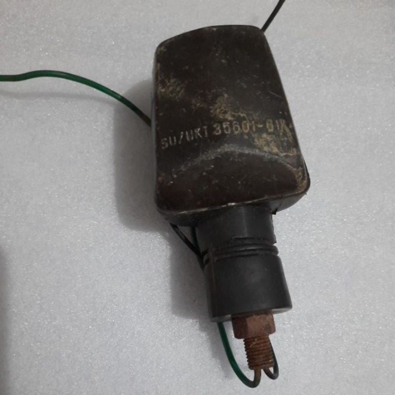 LAMPU SEIN SEN SUZUKI 35601 61K TS SPRINTER A 100 ECONOS PANJANG MIKA SEIN 9 CM SECOND