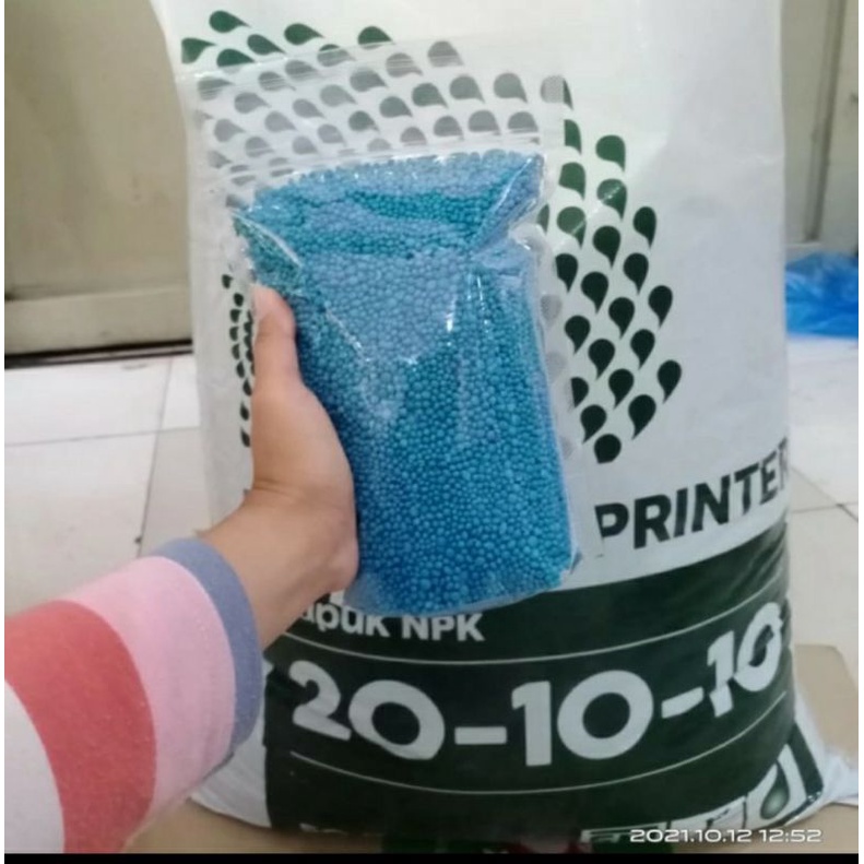 NPK Mutiara Sprinter 20-10-10, pupuk daun, pupuk rumput, 1 kg