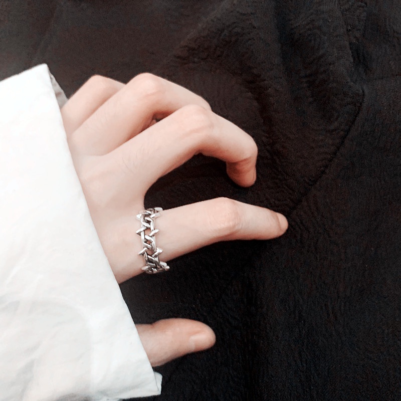 Cincin Adjustable Desain Bintang Gaya Retro Untuk Wanita