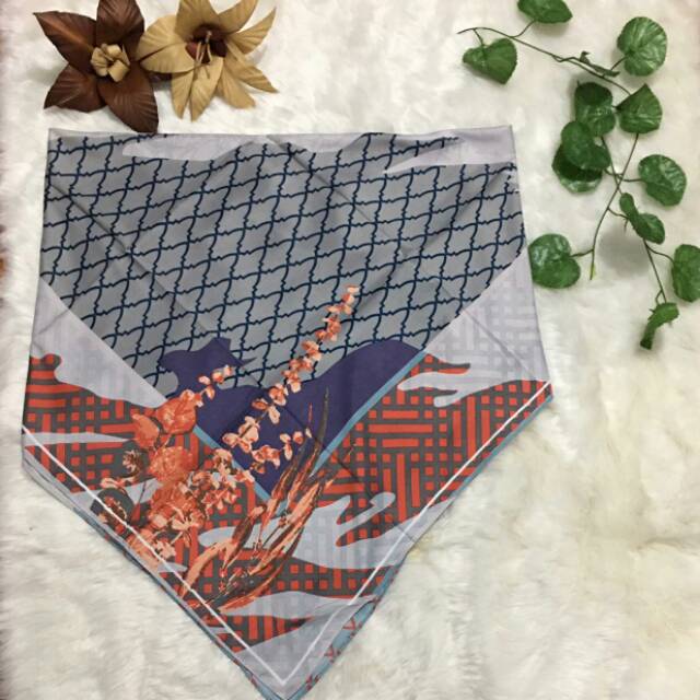 Hijab Segiempat Adabia