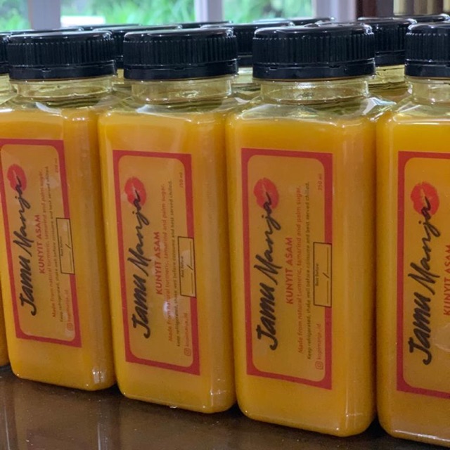 

Jamu manjah Kunyit asam
