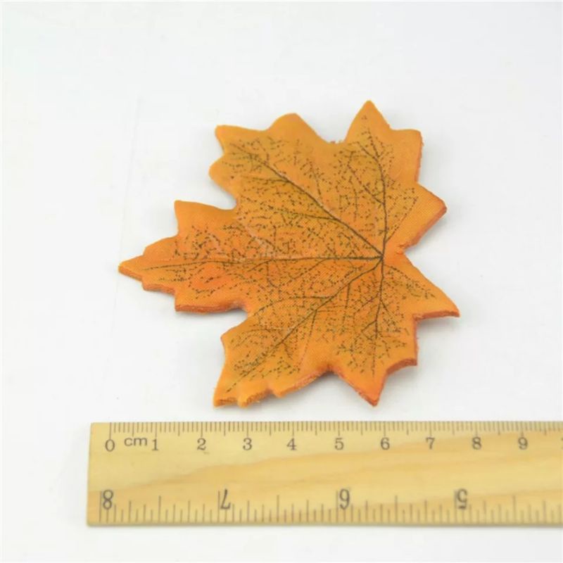 GROSIR Daun Mapple maple leaf isi 100