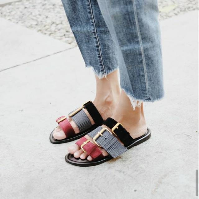 SBB ~ SANDAL CASSUAL LIVINA 03