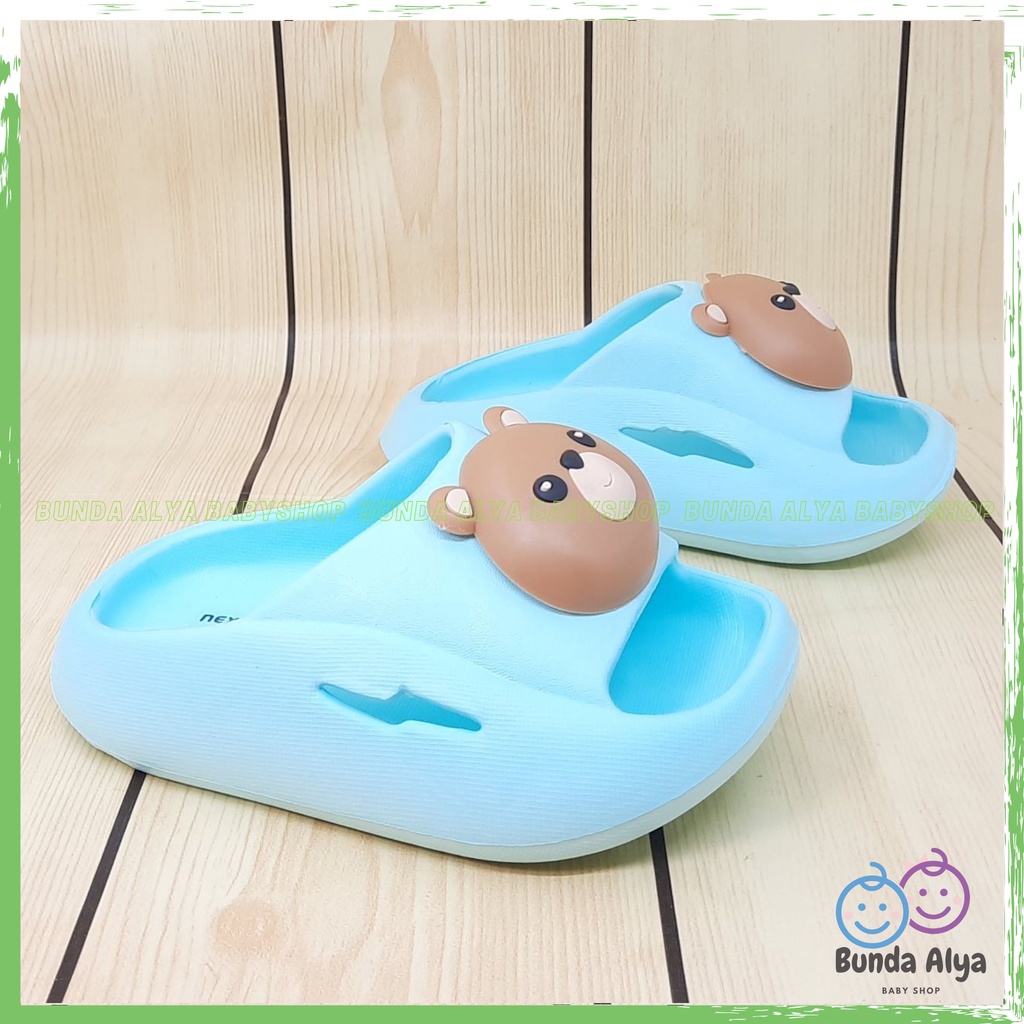 Sandal Anak Laki Laki Usia 4 5 6 Tahun BEAR BIRU Karet Anti Licin - Sendal Anak Cowok Model Tali Belakang Motif Kartun Lucu Karet Anti Licin Size 18-29