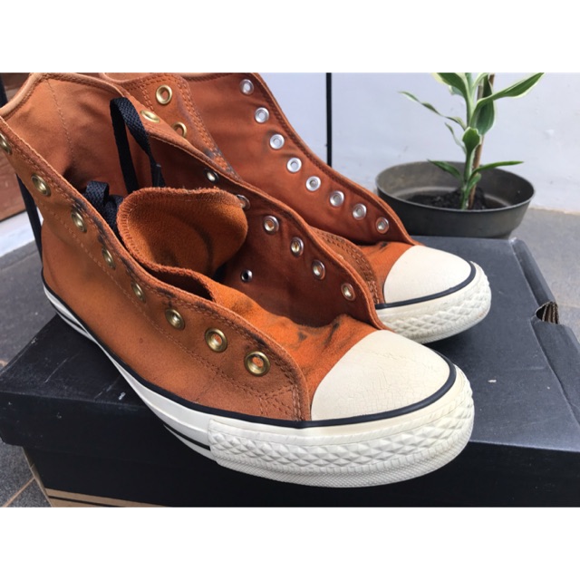 Preloved sepatu converse