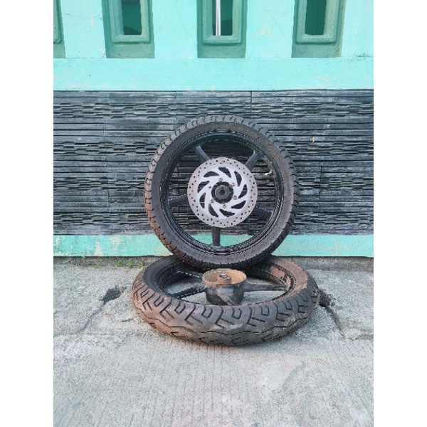 Velg pelek Racing Yamaha Scorpio original R18