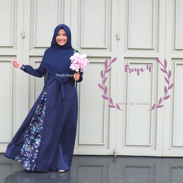 Gamis Balotelli Katun Jepang Freya 4 Biru Dongker Navy motif Bunga