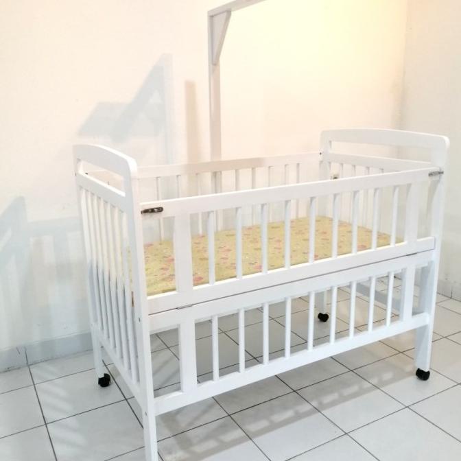 Baby Box Ranjang Bayi Kayu Bumper Set & Kelambu