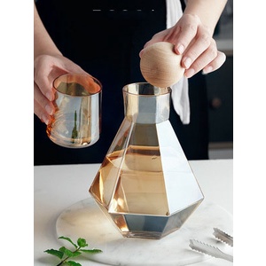 Teko Air Minum Kaca Grey /Pitcher Bentuk Geometris Kaca /Tempat Minum Unik Mewah Import