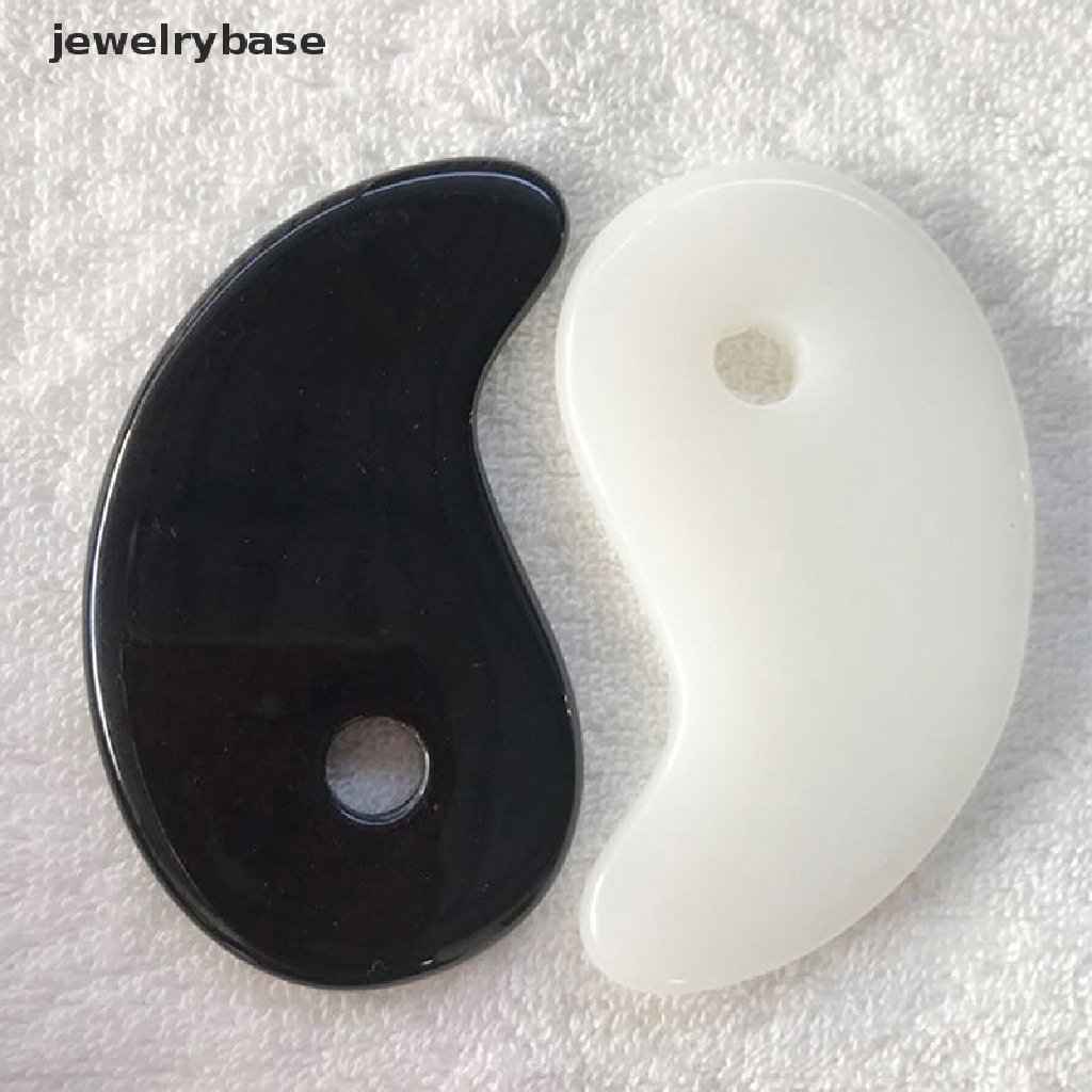 (jewelrybase) Alat Pijat gua sha Untuk Wajah / Tubuh