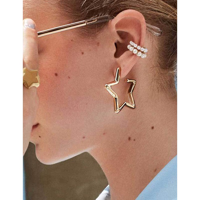 LRC Anting Tusuk Fashion Gold Street Street Pentagram Earrings D44796