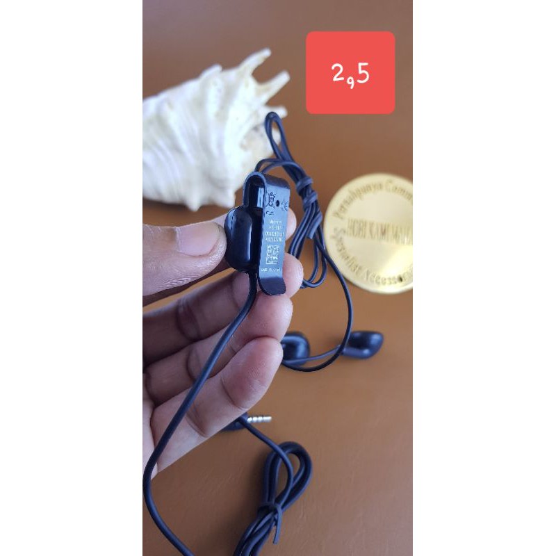 headset earphones nokia wh101 hs105 2630 7020 2760 5700 6650 3109c 1661 1662 6120c 6555 7500p 7390