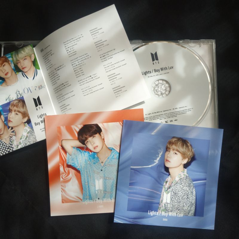 ALBUM CD JEPANG BTS TXT LIGHTS STILL DREAMING