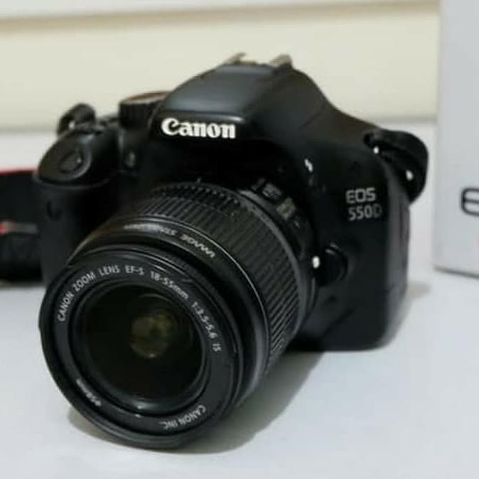 [BISA BAYAR DITEMPAT] CANON Eos 550d kit 18-55 mm + Lensa Fix 50mn f 1.4 PROMO Kode 303
