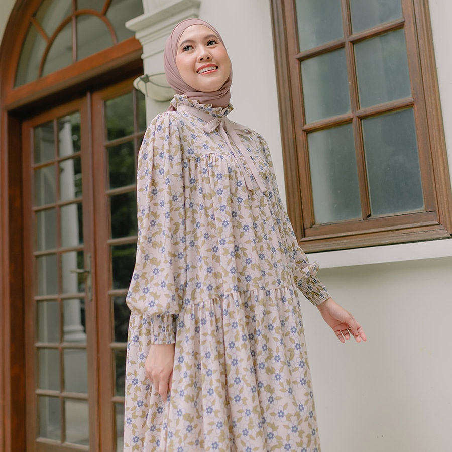 Defect HijabChic x Thatal Ciara Floral Pattern Dress