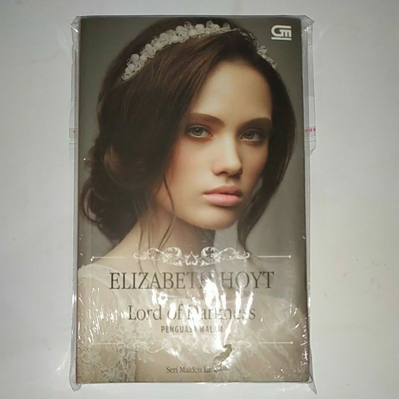 Lord of Darkness Penguasa Malam novel by Elizabeth Hoyt