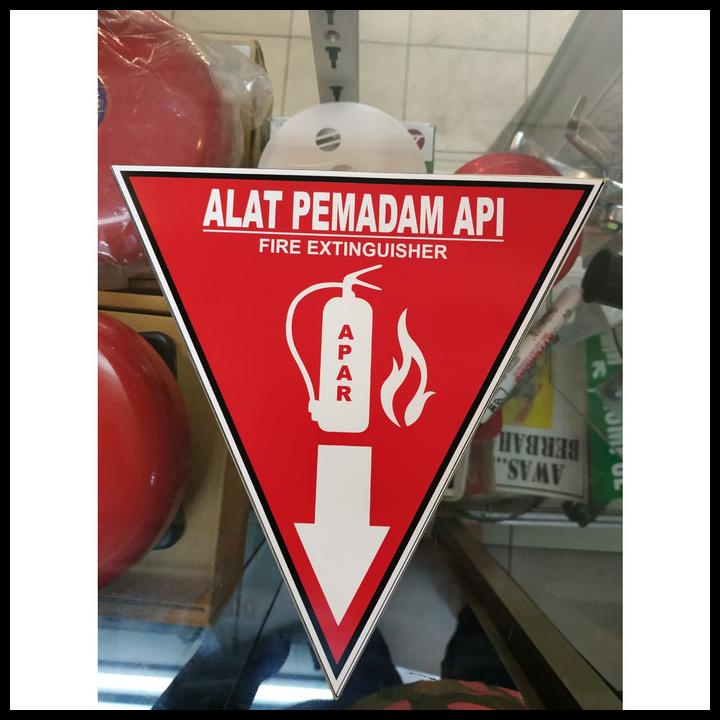 

Sticker Segitiga Apar 15X15Cm Stiker Alat Pemadam Label Sign K3 Rambu