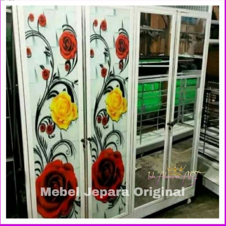 Lemari Gantung Pakaian Pintu 4 - Lemari Kaca Motif Bunga Bahan Almunium