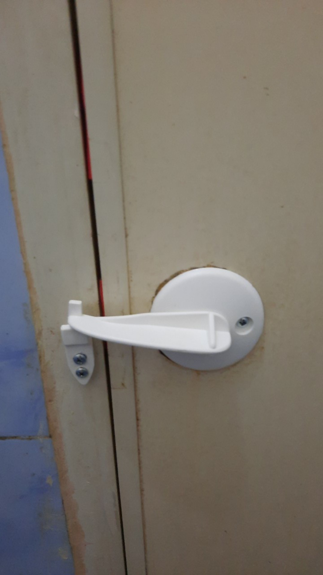 Kunci Pintu Bulat / Kunci Bulat Pvc / Kunci Kamar Mandi Plastik Model Cantol Murah