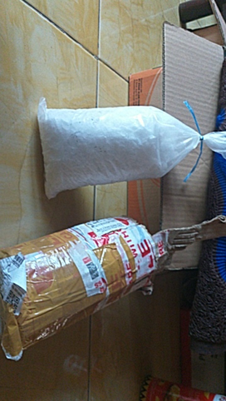 Naoh Teknis Caustic Soda / Soda Api 1 Kg