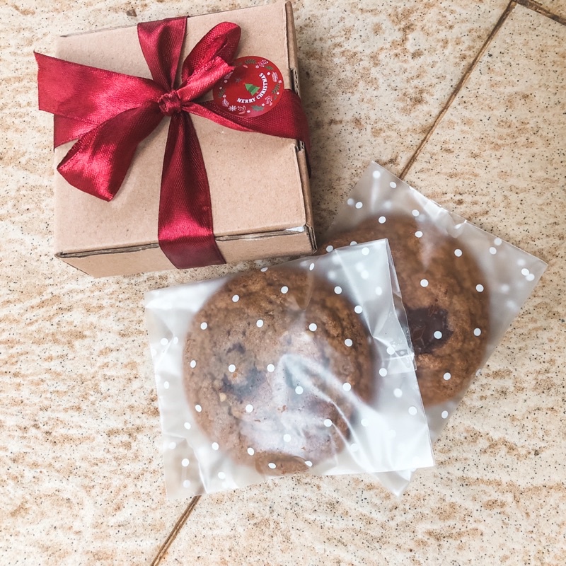 

LEIA CHRISTMAS HAMPERS - CHOCOCHIP COOKIES + CHAIN MASK - CHRISTMAS HAMPER MURAH - HAMPERS NATAL