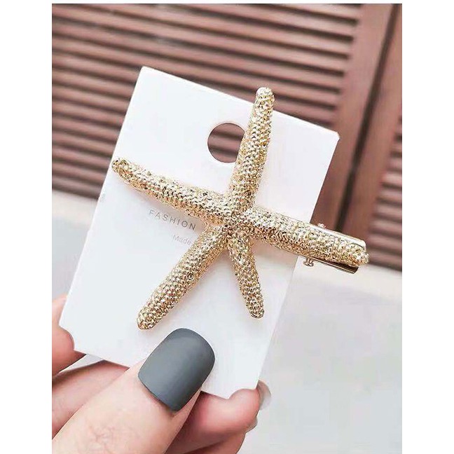 LRC Jepit Rambut Fashion Gold Metal Starfish Hairpin A59509