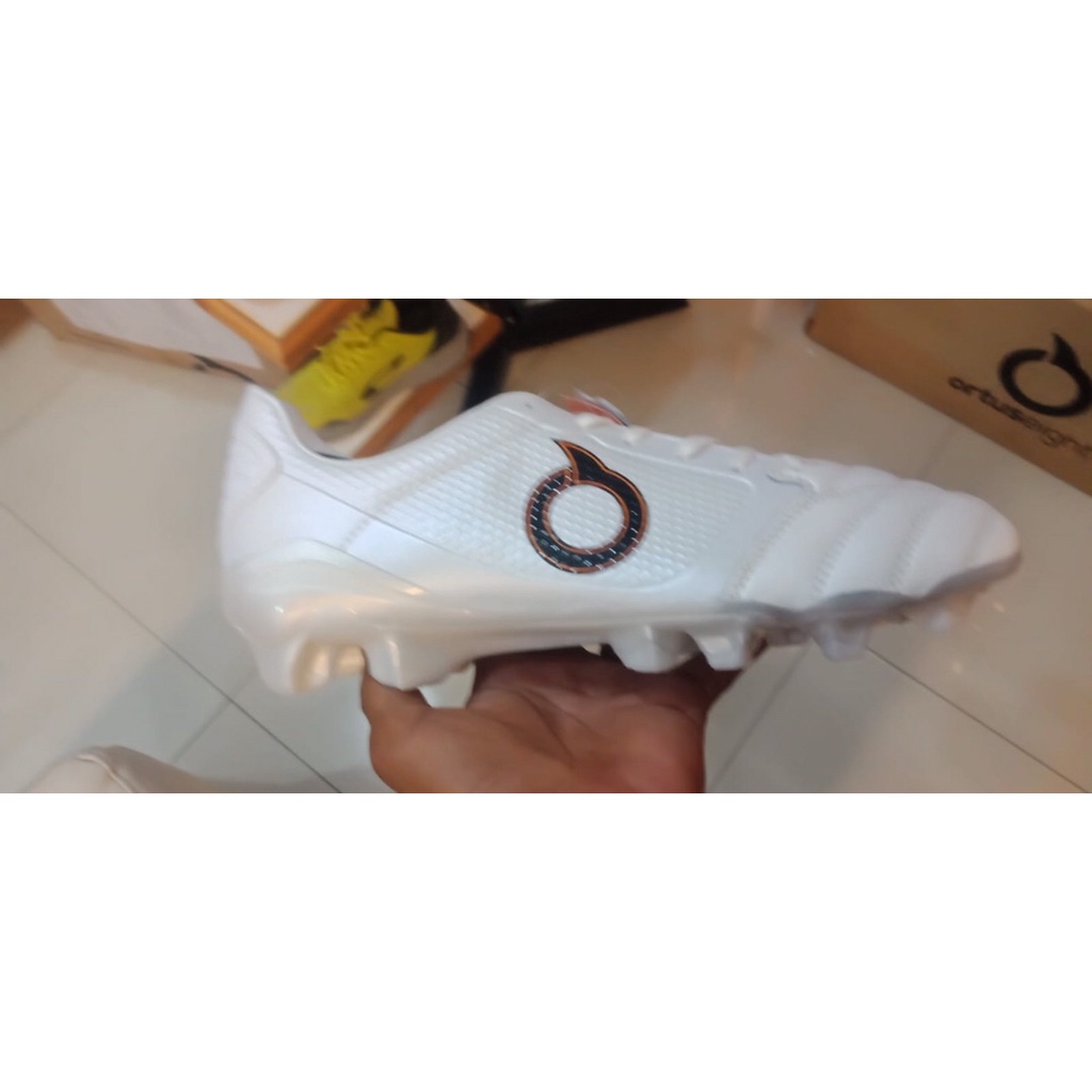 Sepatu Bola Ortuseight CATALYST VISION V2 FG K - LEA