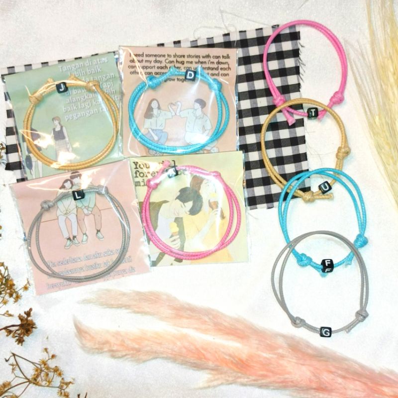 (PART 2) GELANG WARNA WARNI INISIAL HURUF (BEPINK OFFICIAL)