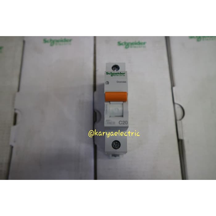 MCB SCHNEIDER DOMAE 20 AMPERE 20A 20AMPERE ORIGINAL SNI