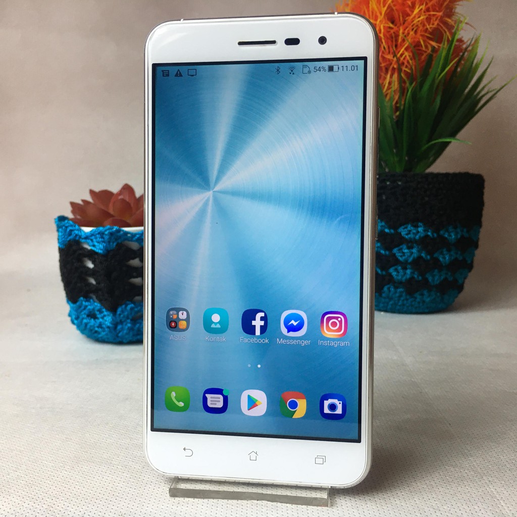 Asus Zenfone 3 3/32GB ZE520KL Bekas