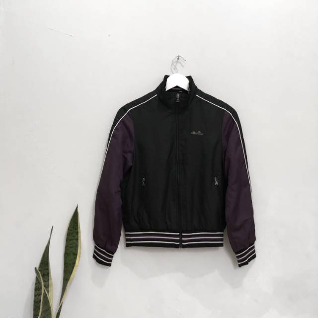 Tracktop Ellesse Second
