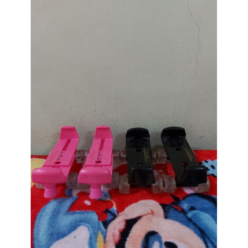 Sepatu roda boneka Build a bear Bab