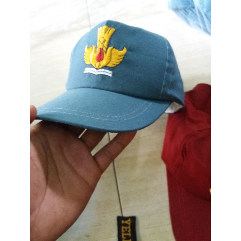 Topi sma POLOS udah  BORDIR tutwuri