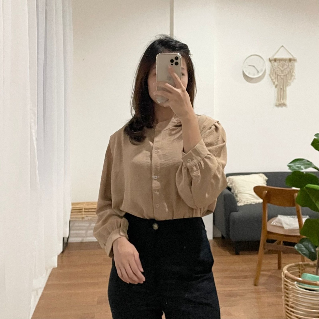MSMO River Blouse Oneck Longsleeve / Blouse Wanita / Kemeja Kantor / Kemeja Crinkle / Kemeja Lengan Panjang-Khaki