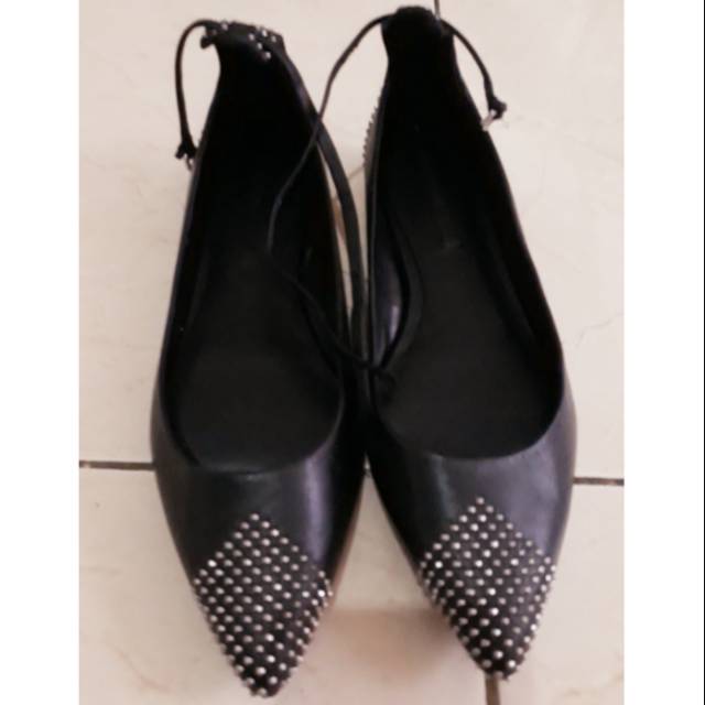Sepatu preloved ZARA WOMAN 100% baru dan original
