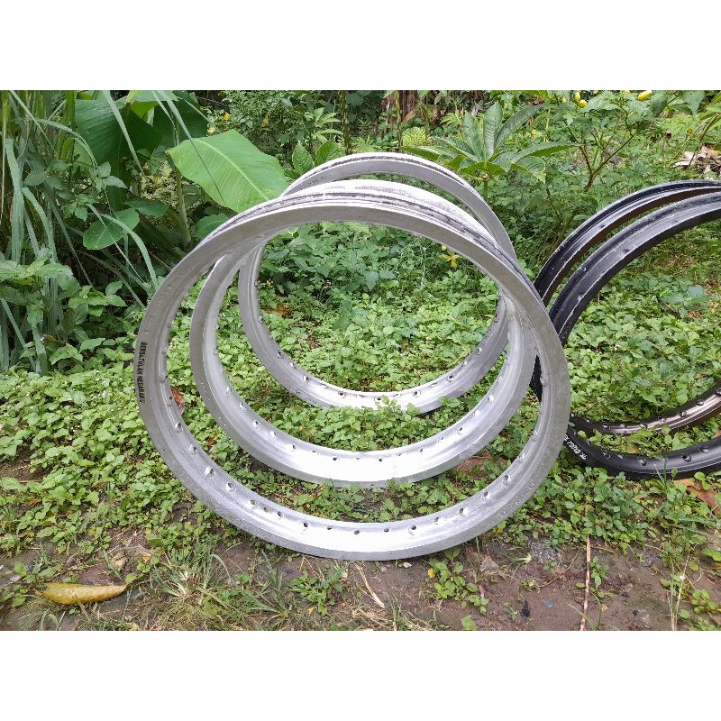 velg ring 18X1.60  rossi italy bukan Takasago excel asia TDR Tk Japan velg honda win